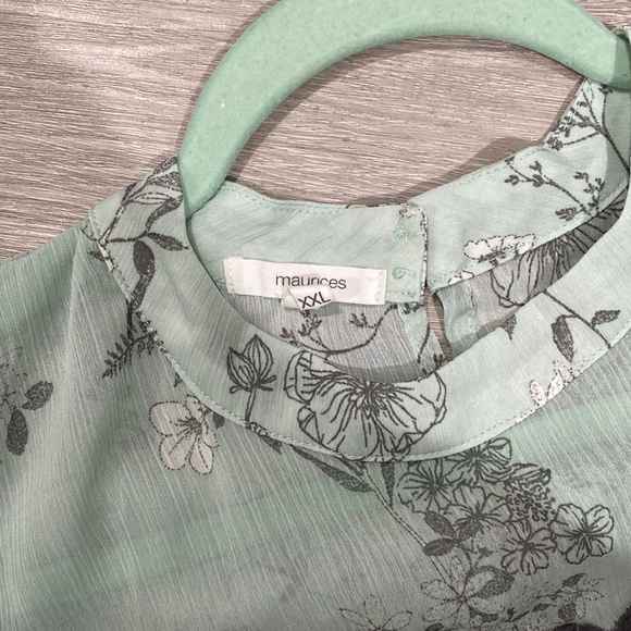 Maurice’s Spring Top! 🌸 - Picture 2 of 4